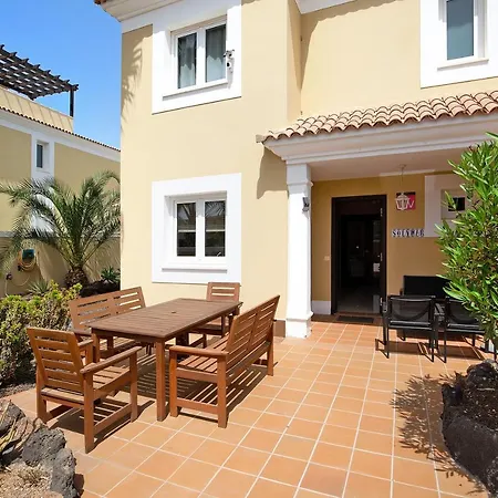 Solymar Villa *